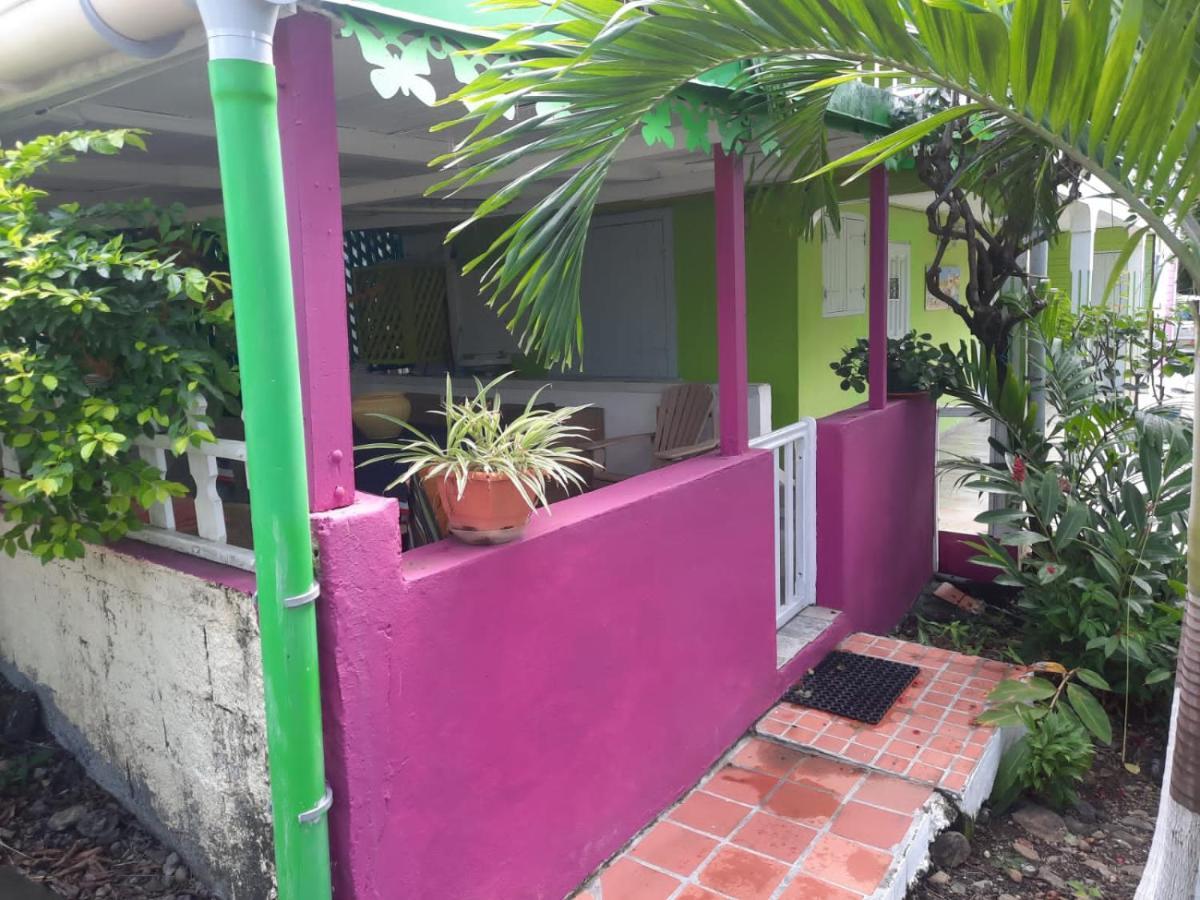 Le Jardin De Massieux Apartment Bouillante Ngoại thất bức ảnh