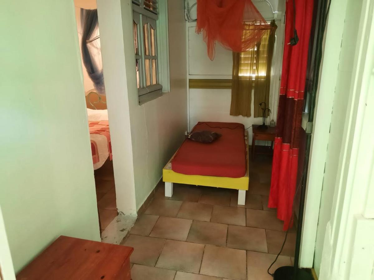 Le Jardin De Massieux Apartment Bouillante Ngoại thất bức ảnh